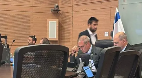 النائب حانوخ ميلفيتسكي