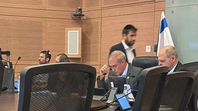 النائب حانوخ ميلفيتسكي