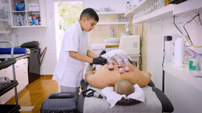 هاي لعبتي  - المعالج بالحجامة