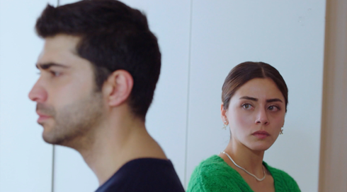 شراب التوت | الحلقة 23- אהבה אחת | פרק 23