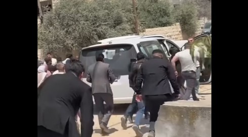 لحظة اطلاق النار في مخيم جنين