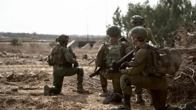 جنود في القطاع