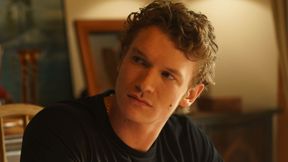 קונור סטורי מתוך "יריבות לוהטת"