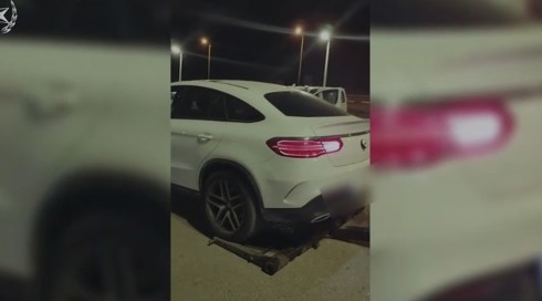 إحدى السيارات المصادرة