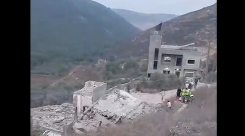 قصف مبنى في أنصار قضاء النبطية