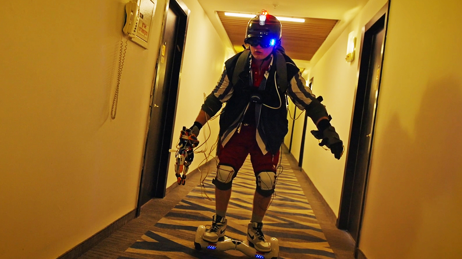 מלון הוטל 10