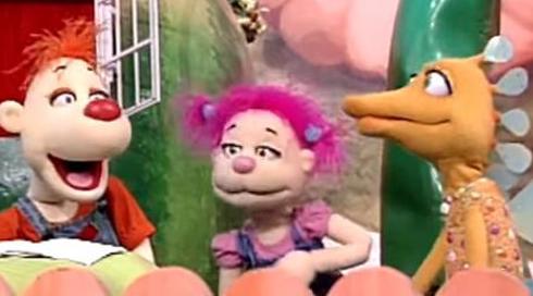 בחצר של פופיק 2 | איזה יום שמח
