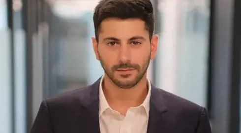 عومر دوستري