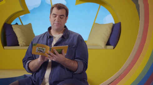 פרפר נחמד - הסיפורים | סיסי עושה בלאגן