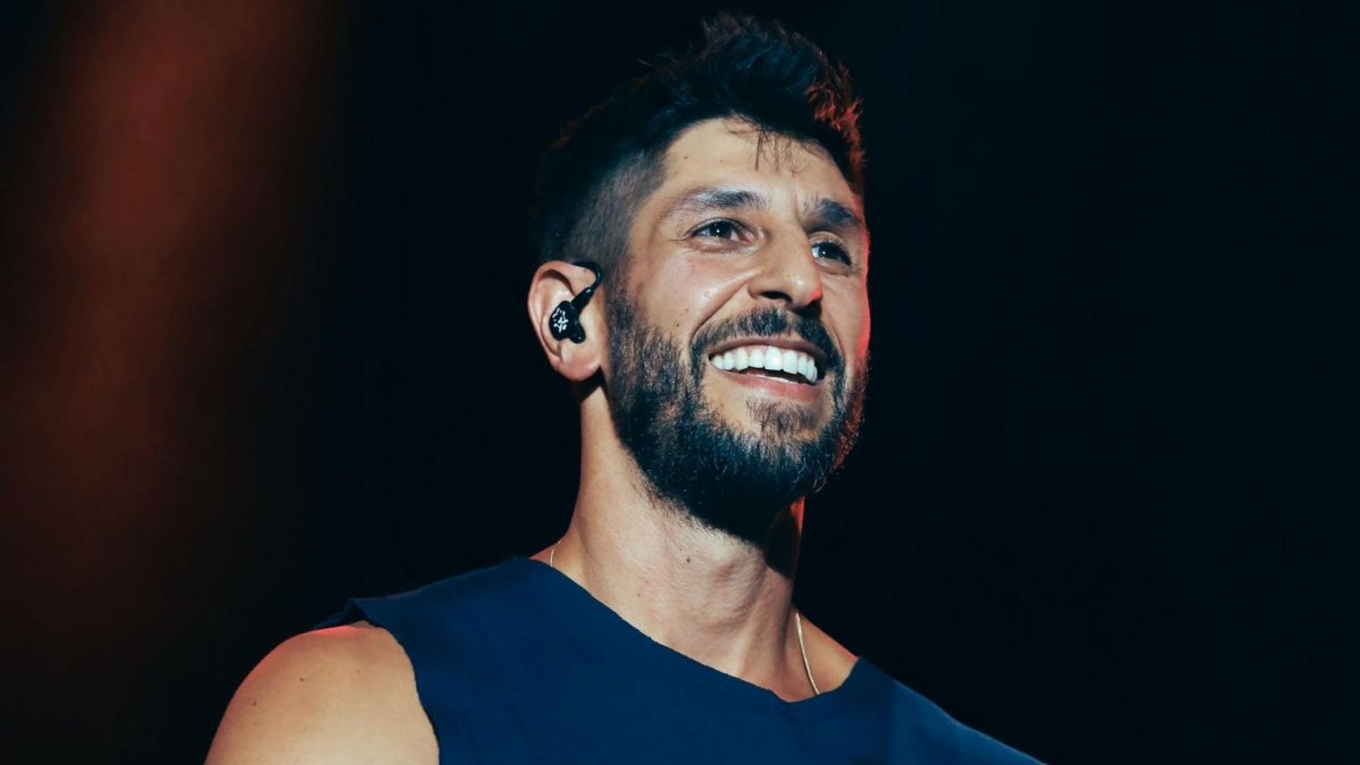 עידן עמדי בהופעה, בשנה שעברה