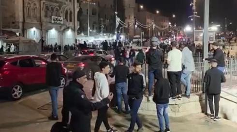الخامسة 