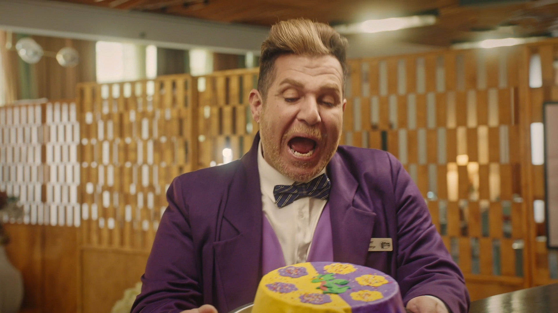 מלון הוטל 12