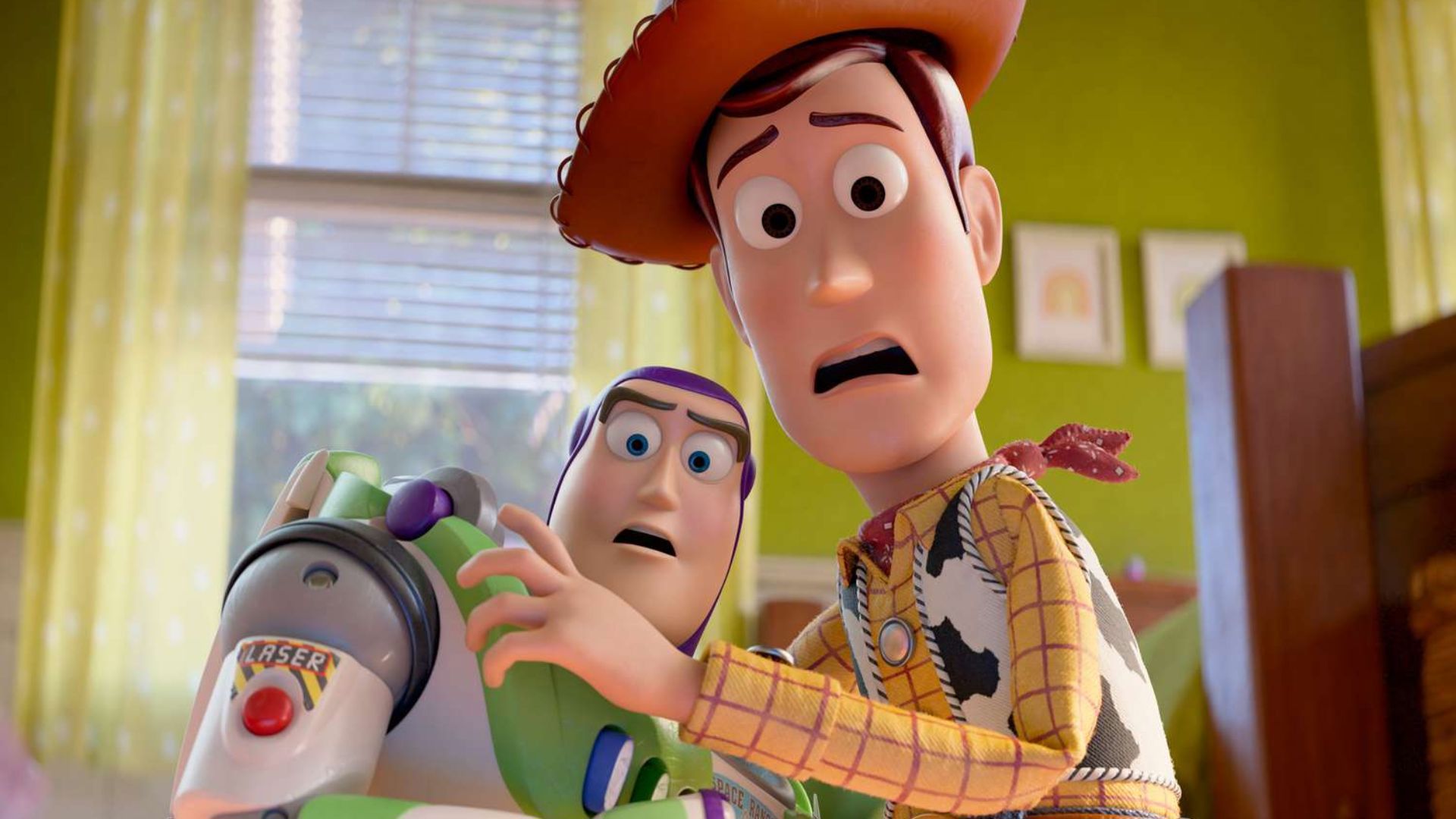 שריף וודי ובאז שנות אור, מתוך "צעצוע של סיפור 5"