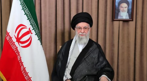 علي خامنئي