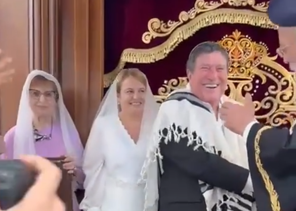 חתונתו של יהורם גאון