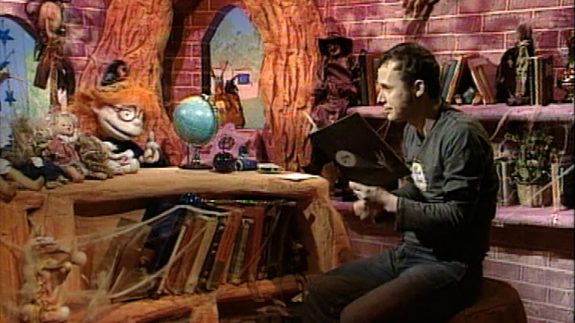 אפצ'י וסיפור, פרק 47, אוליביה והבובה שנעלמה