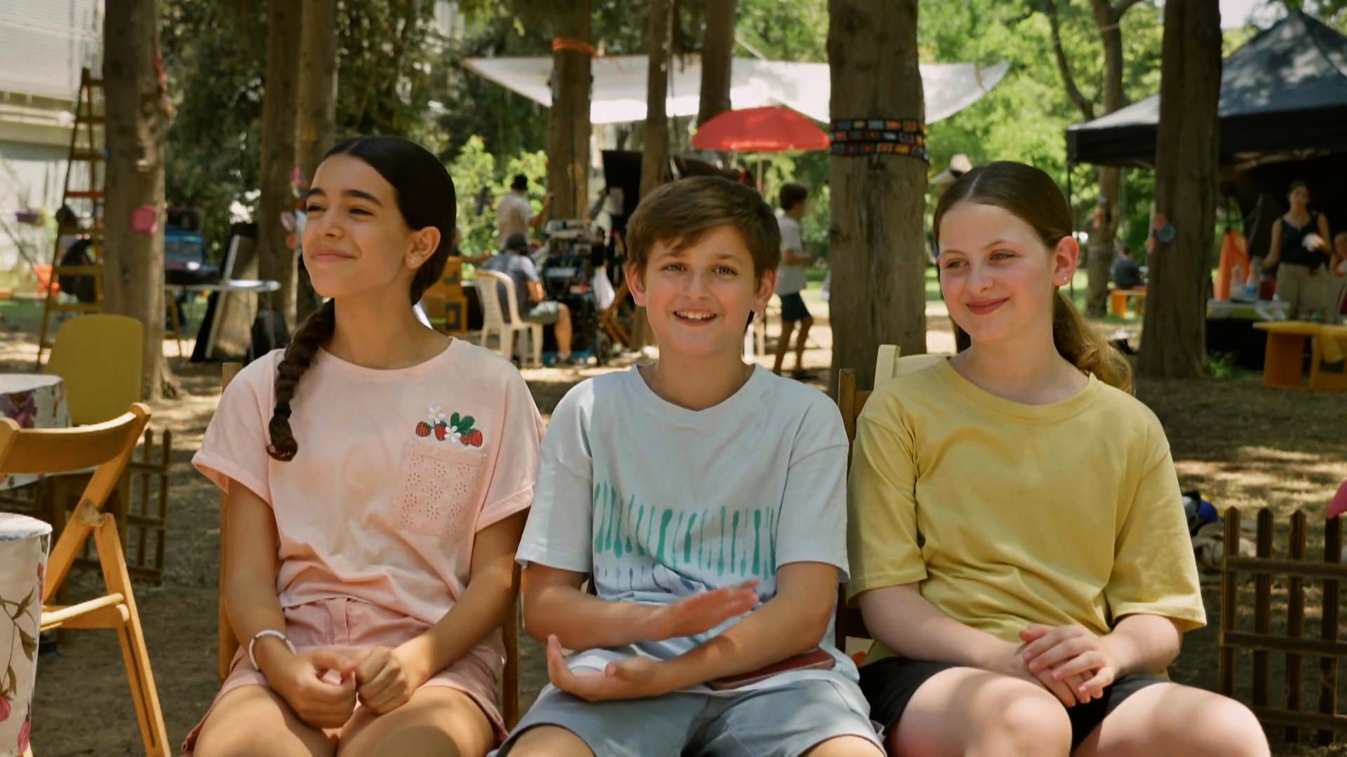 שכונת חיים מאחורי הקלעים