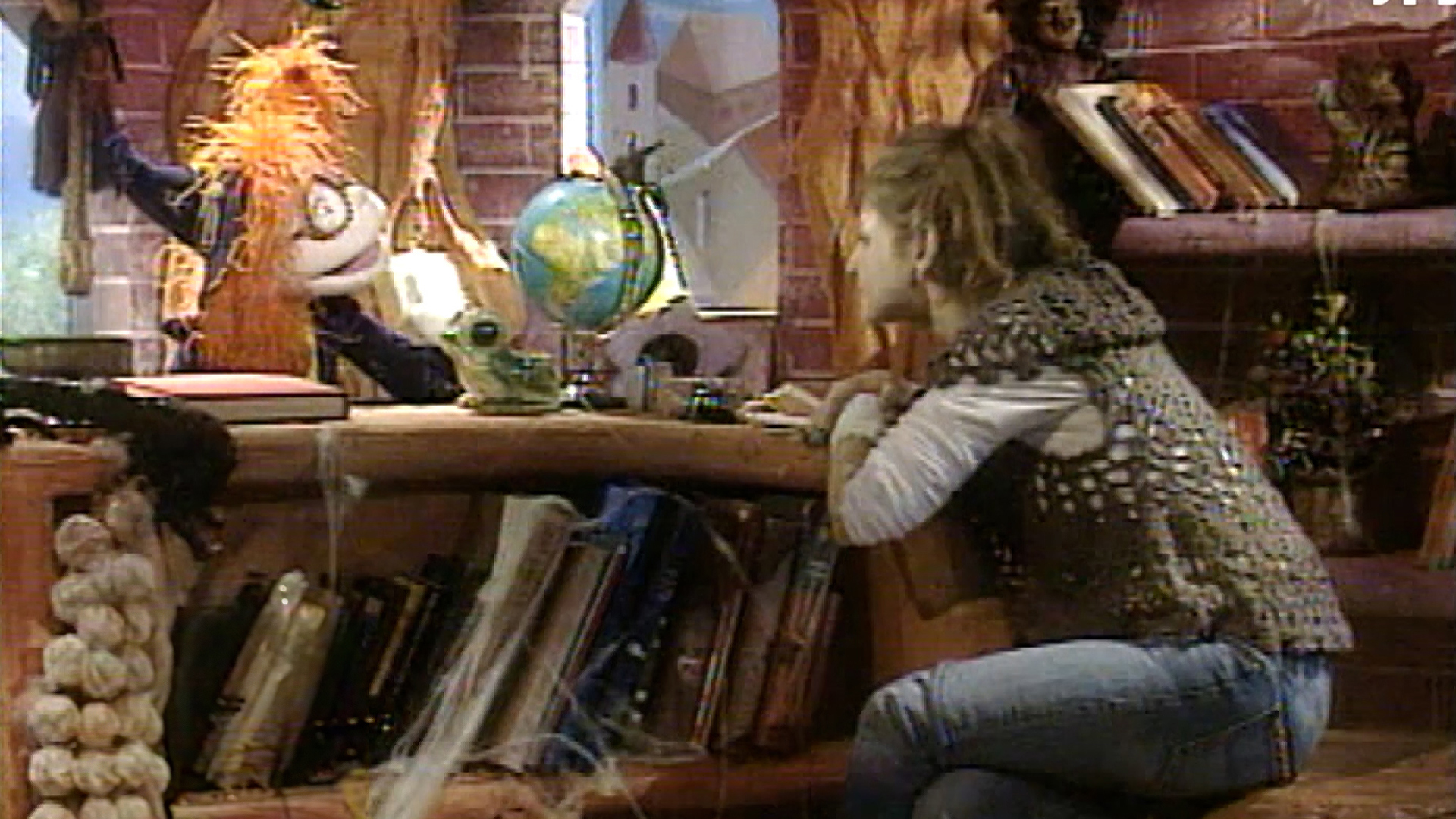 אפצ'י וסיפור, פרק 42, שיתוף פעולה