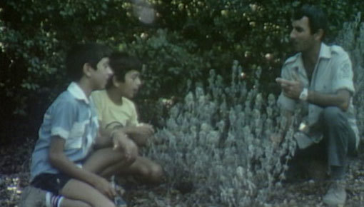 עלה אחיו ואביהם.1985 