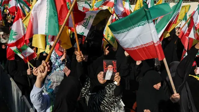 إيران
