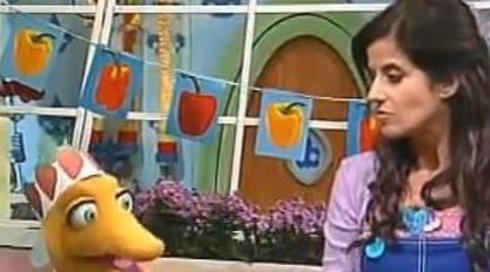 בחצר של פופיק 1 | מסיבת פלפלים   