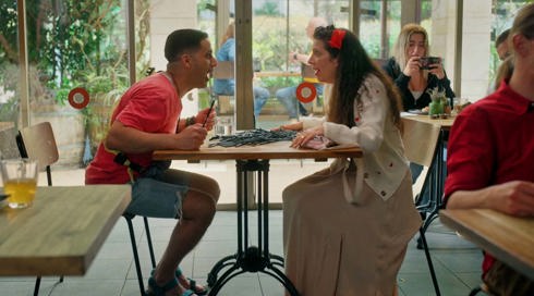 לבד בבית 5 פרק 8