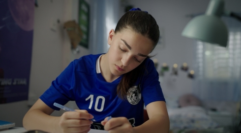 שלי הכובשת, עונה 2, פרק 2.כאן חינוכית שלי הכובשת, עונה 2, פרק 2