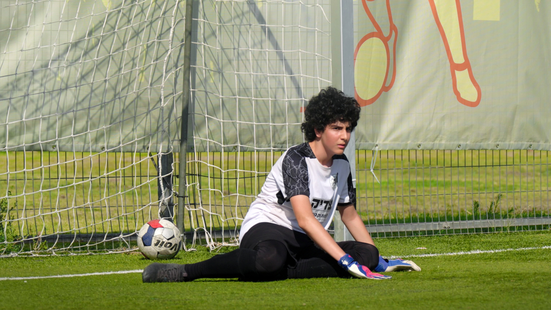 שלי הכובשת 2 פרק 13