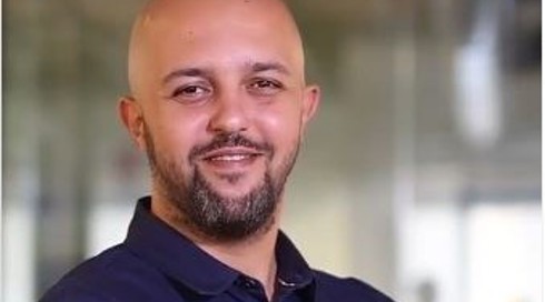 محمد رشدي مجادلة