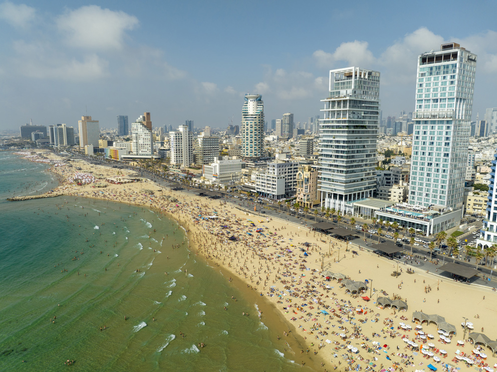 תל אביב
