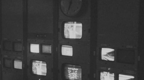 هكذا كان 90 عام للبث العام