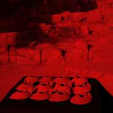 נרות חרס, מערת סלומה.אמיל אלג'ם, רשות העתיקות נרות חרס, מערת סלומה