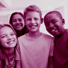 ילדים.Shutterstock ילדים